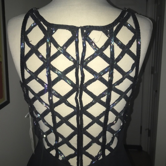 Vintage Je’ Matadi Dresses & Skirts - Vintage Cage Back Beaded Gown Sz 10😘